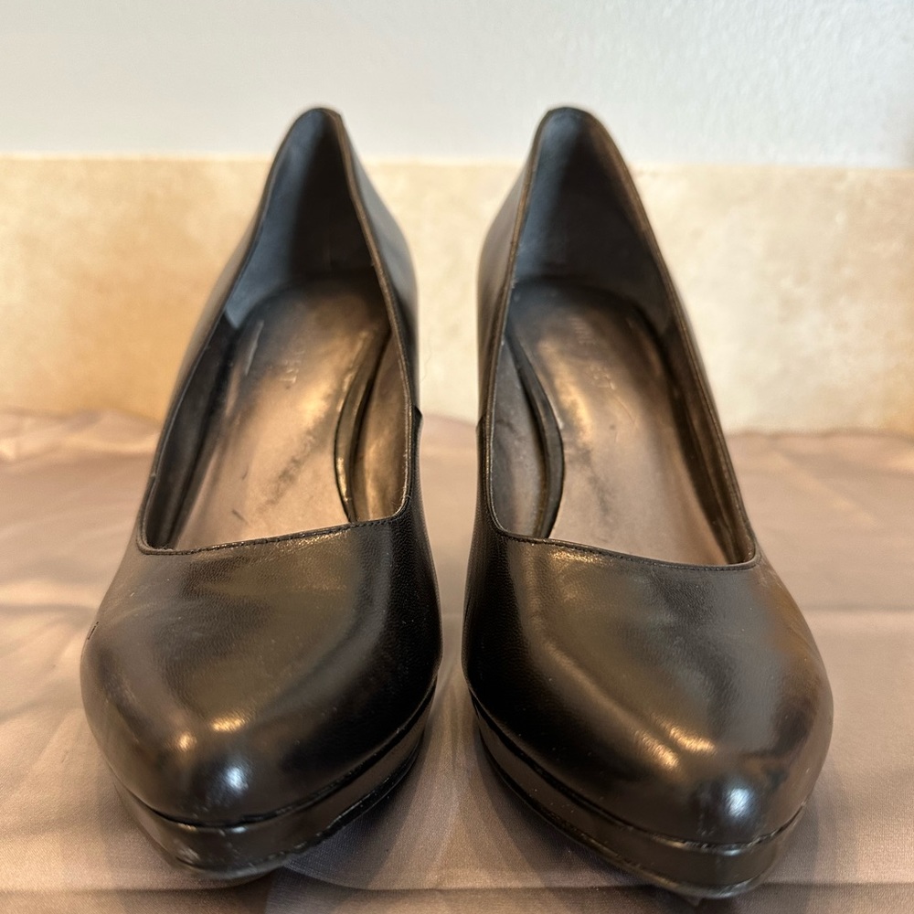 Nine West women's heels size 8 platform